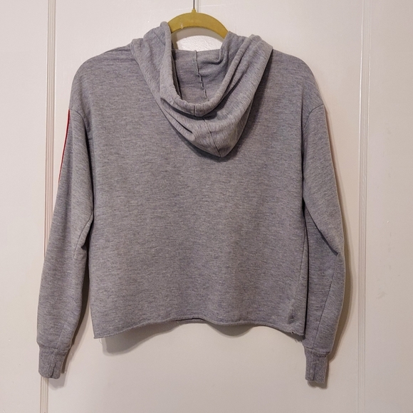 Derek Heart Cropped Hooded Sweat Shirt with Red Sleeve Stripes size Small - Picture 5 of 9